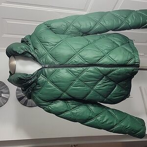 Kenneth Cole Green New York Women's Short Hooded Zip Puffer Size M